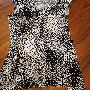 CHAUS SLEEVELESS BLACK AND WHITE WITH FLARED SIDES